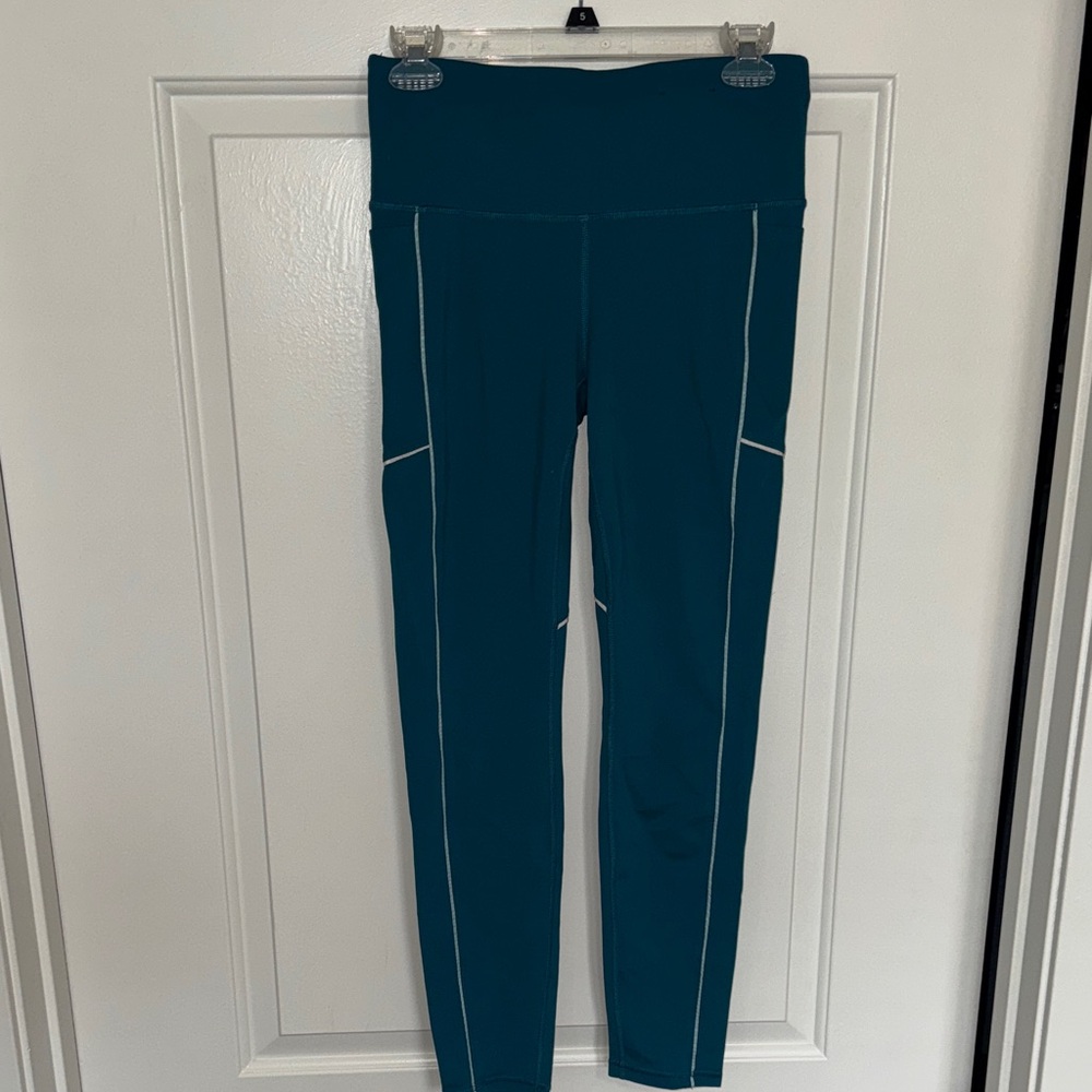 Xersion Teal Leggings with White Accents